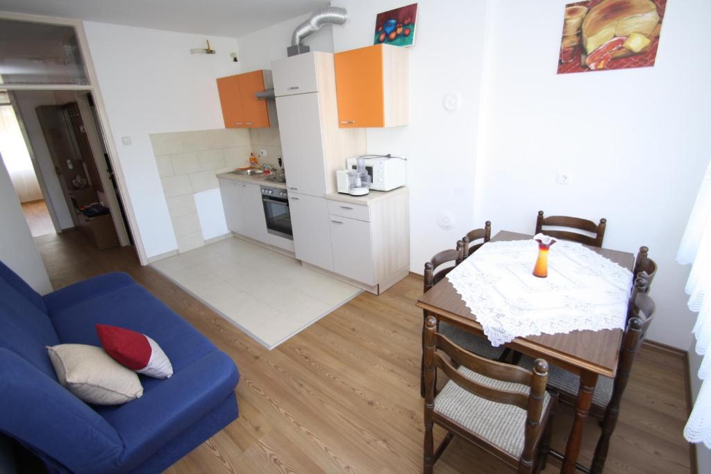 Apartments Tena With Private Parking プーラ 部屋 写真