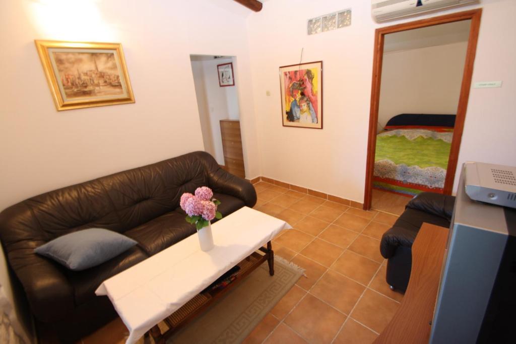 Apartments Tena With Private Parking プーラ 部屋 写真