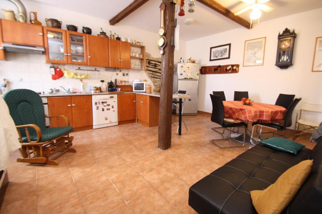Apartments Tena With Private Parking プーラ 部屋 写真